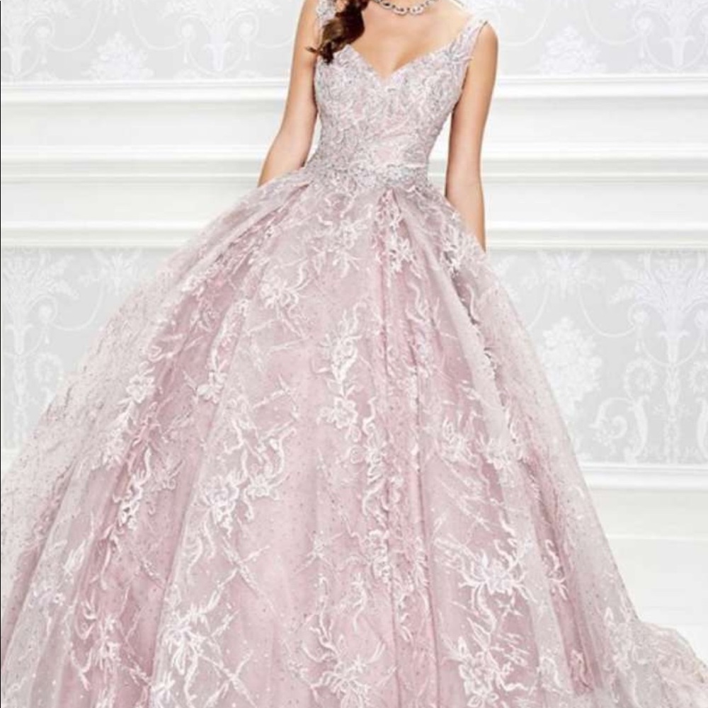 Princess long lace dress PR11936